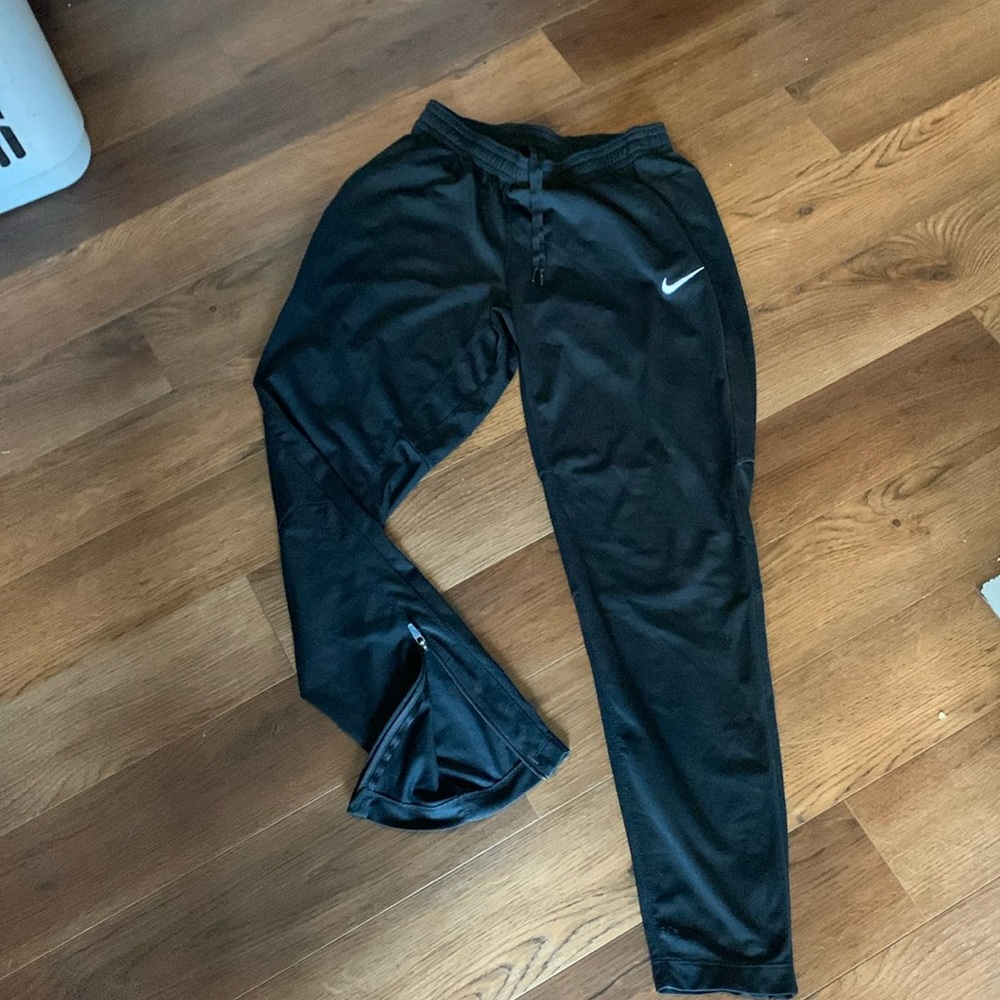 Med soccer pant. Dry fit Nike